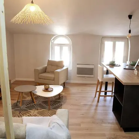 T2 Au Calme , Centre Historique , Entree Autonome Apartment Montelimar