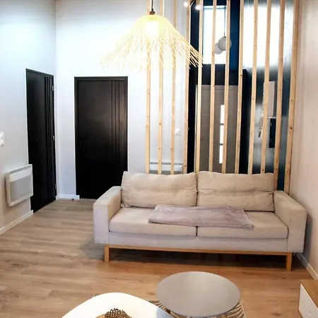 T2 Au Calme , Centre Historique , Entree Autonome Montelimar